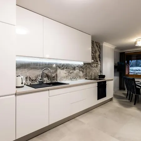 Szafir - Viva Pod Giewontem Apartman *